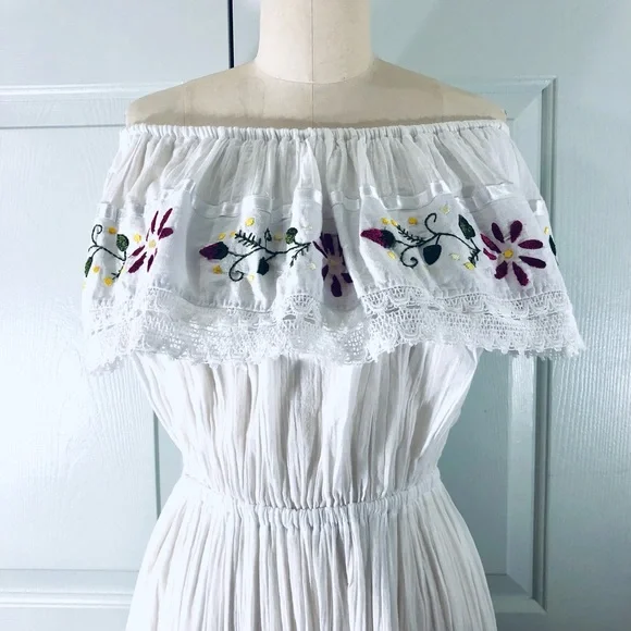Mexican Off Shoulder Dress Floral Embroidered Lace Gauzy Cotton Size L - Picture 11 of 15